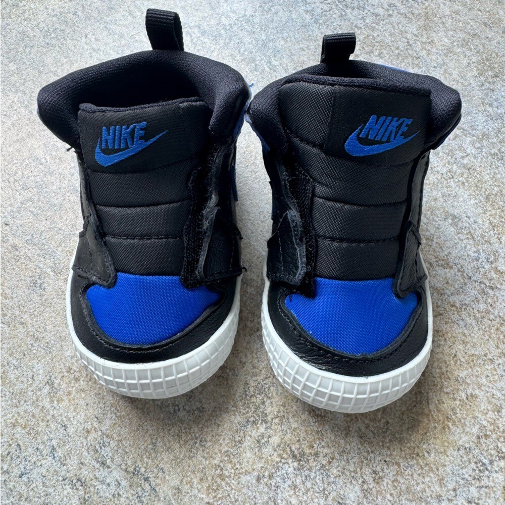 Nike Jordan 1 Black and Blue Crib Bootie Mid-Top Design Size 3C Infant NWOT thumbnail 3