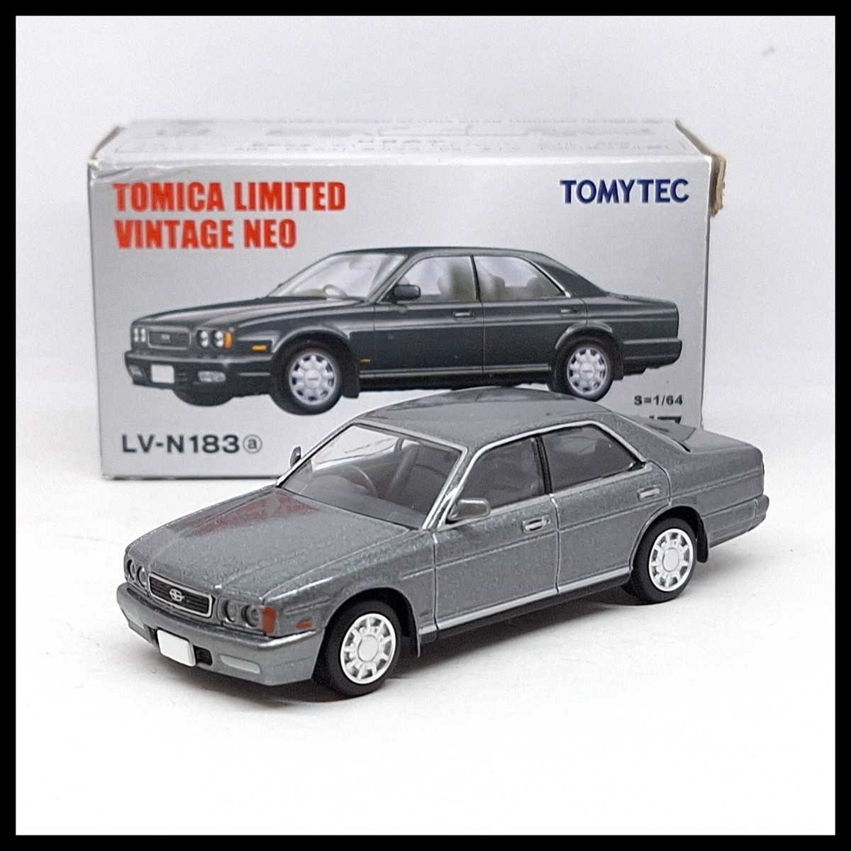 Tomica Limited Vintage LV-N183a Nissan Gloria Gran Turismo Ultima