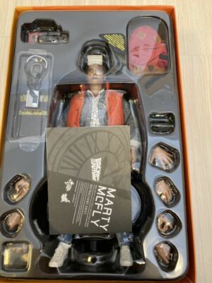 Figurine Hot Toys Movie Masterpiece – Retour Vers Le Futur Marty – Neuve