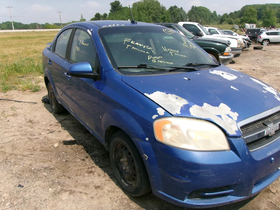 Used Front Right Lower Lower Control Arm Front fits: 2009 Chevrolet Aveo Front R - Image 2 of 4