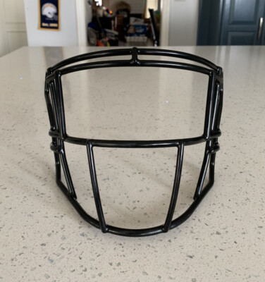 BRAND NEW BLACK RIDDELL SPEED FLEX SF-2EG ADULT FOOTBALL HELMET