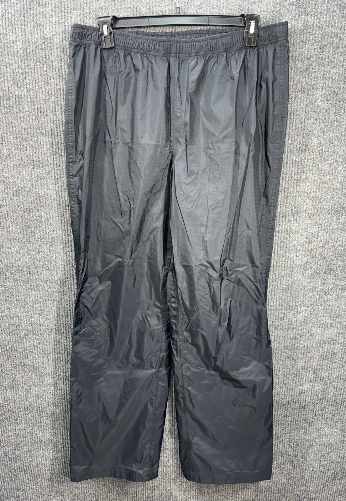 L.L. Bean Pants Mens Large TALL Black Trail Model Rain Tek Hiking Nylon Zip Leg