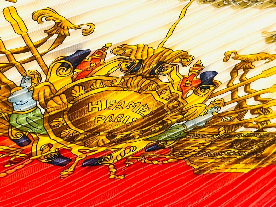 Excellent Condition Authentic HERMES Pleated Scar… - image 3