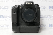 Canon EOS 7D Body + Canon BG-E7 Battery Grip - Tested and Working