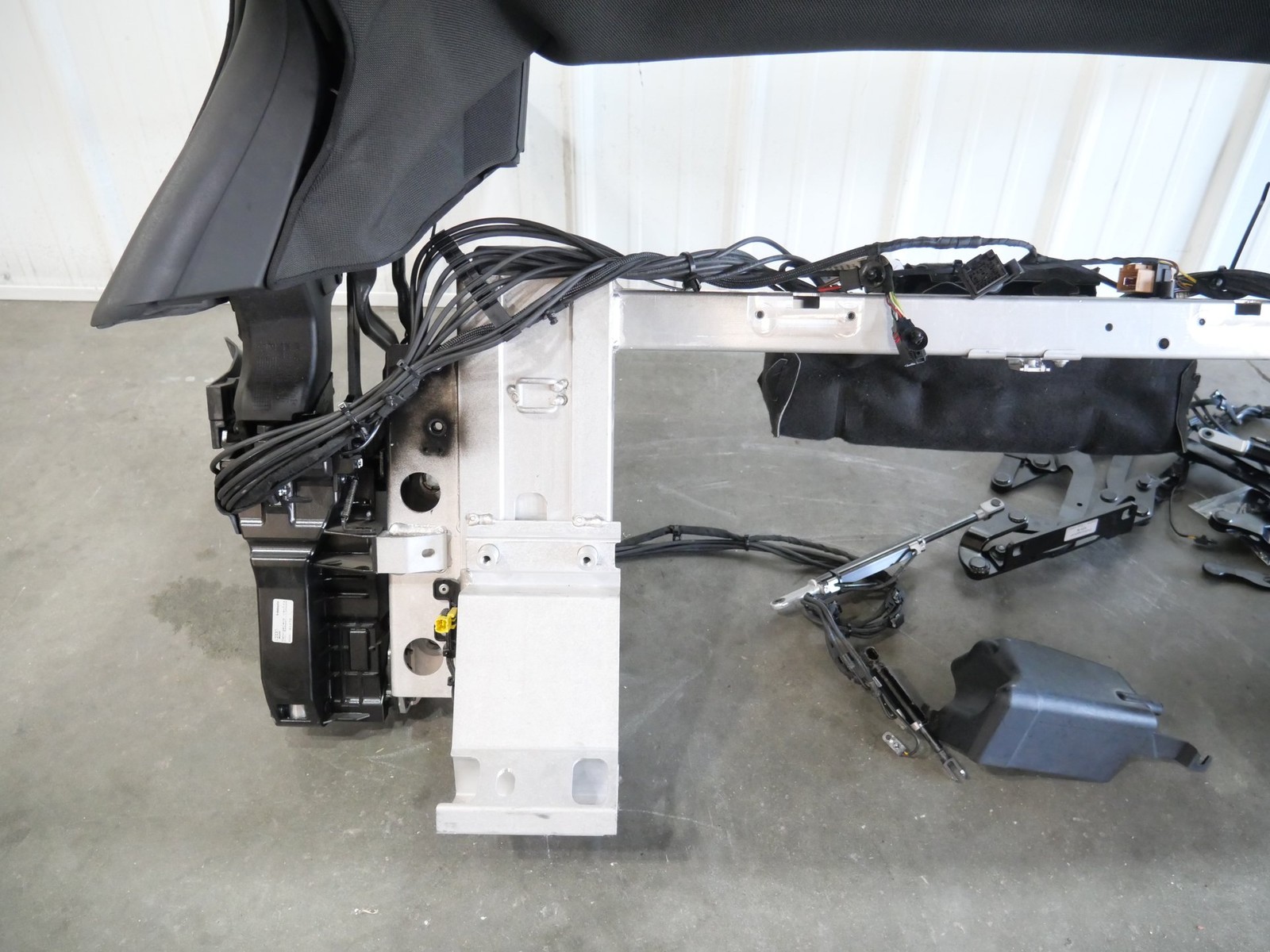 Audi R8 Spyder 2017-2023 Convertible top P/N 4S7871009