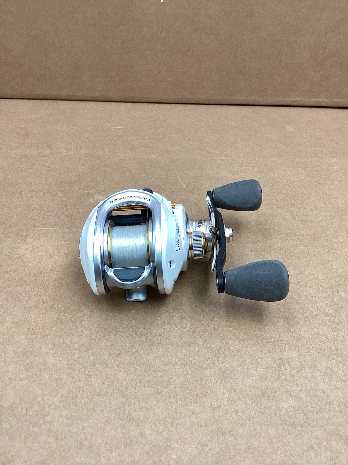 Bass Pro Shops Johnny Morris Carbonlite 2.0 Baitcast Reel JCT10SHA 7.5:1 Ratio