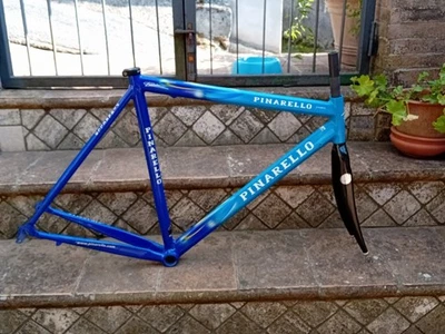 Accessoire vélo - Pinarello - Badge en alliage d'aluminium souple