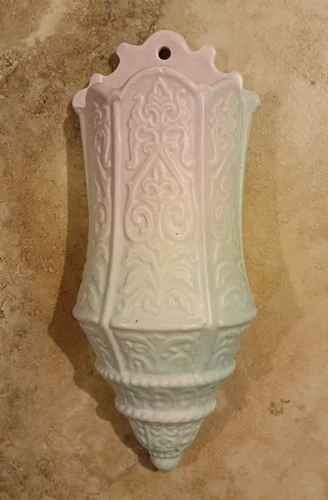 Weller Lavonia Art Deco Wall Pocket, Vintage Art Deco Pottery, see description