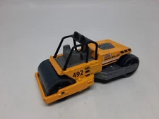 Matchbox Road Roller 2000 492 62607 Orange and Gray