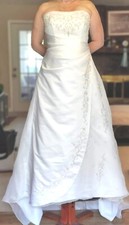 David's Bridal Sz 12 NWT White Strapless Trumpet Wedding Dress w/Beading Sz 10