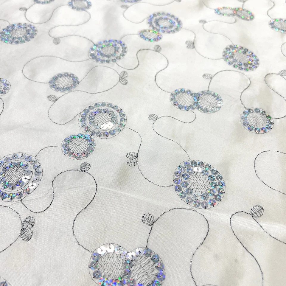 Bestickter Taft Stoff Muster Ecru Pailletten Dekostoff Bekleidung Schick Deko - Bild 2 von 4