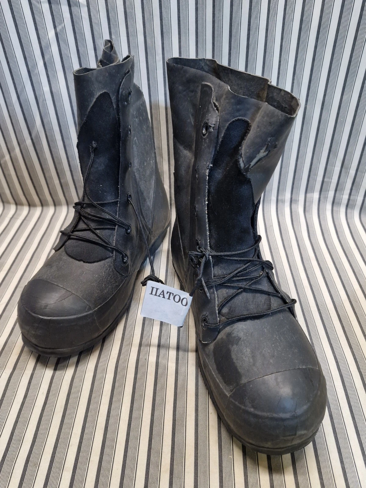 MICKEY MOUSE BUNNY BOOTS MINOR 8 Regular Black, usually fits size shoe 11