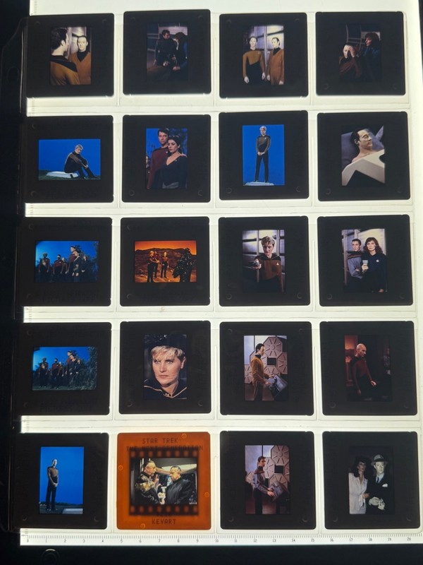 1987-1988 STAR TREK THE NEXT GENERATION TNG TV SHOW PRESS KIT LOT OF 35MM SLIDE