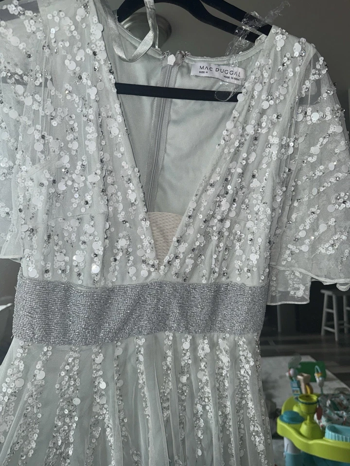 Mac Duggal Gown Dress Size 4 Chandelier Beads Sequins Floral Mint Green 4889 - Image 3 of 4