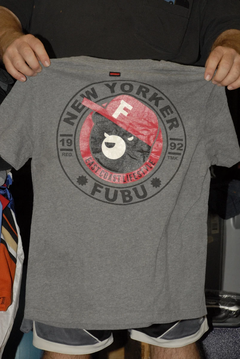 Fubu East Coast Lifestyle Teddy bear logo t shirt gray Med