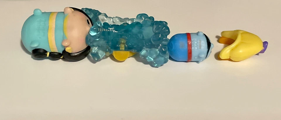 Figuras de vinilo Disney Aladdin Tsum Tsum princesa jazmín y genio con accesorios Foto 4 de 4