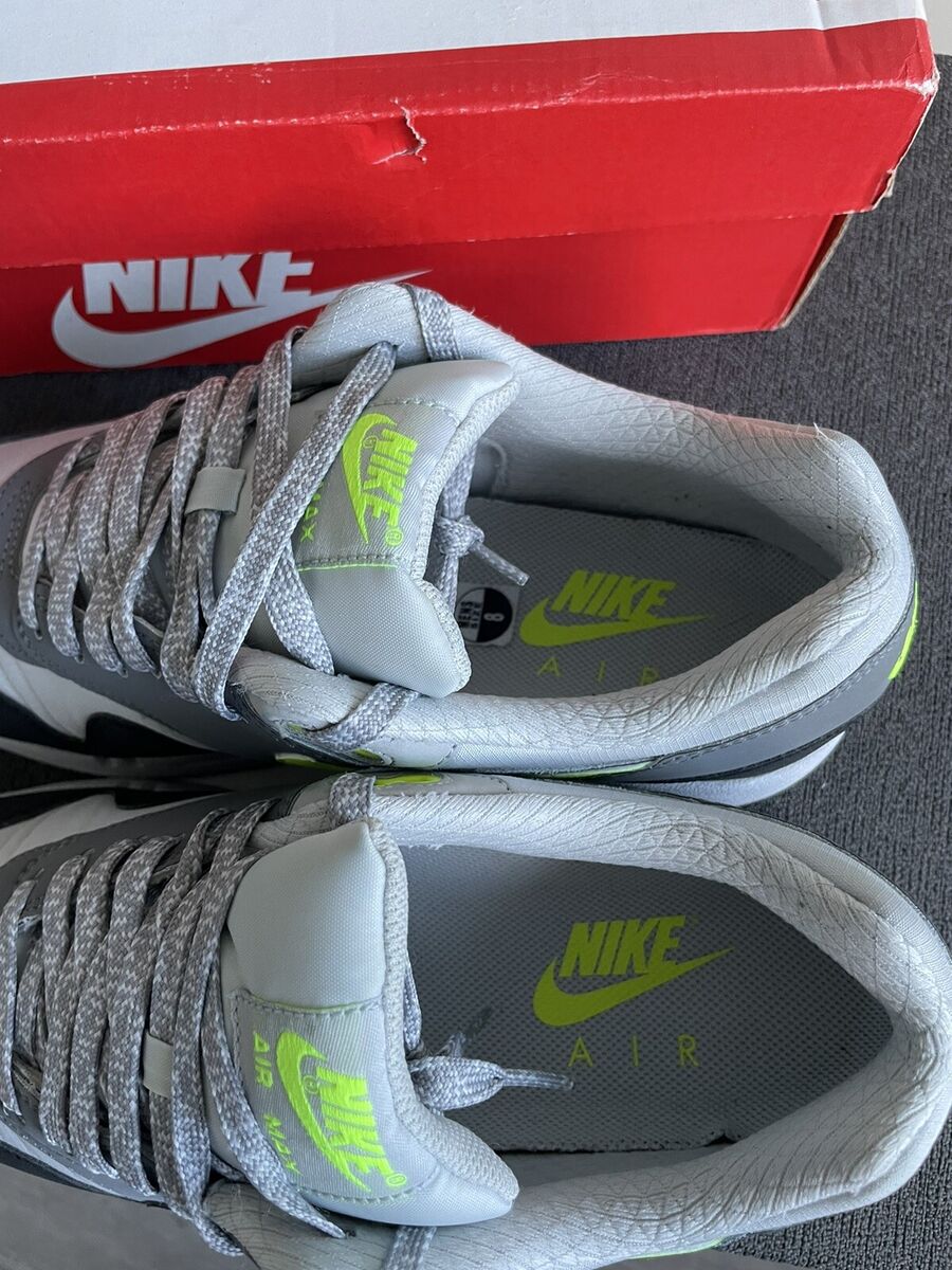 Nike Air Max 1 Essential Dusty Grey Volt Retro sz8 supreme Nike Air Max 1 Essential Dusty Grey Volt Retro sz8 supreme