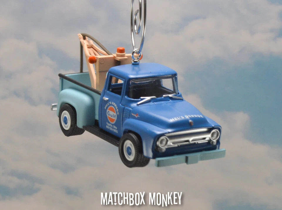 Vintage Style Gulf Oil 1956 Ford F-100 Pickup Tow Truck Christmas Ornament 1/64 - Image 4 of 4