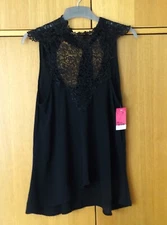 LADIES BLACK TOP WITH LACE ACCENT AT FRONT - SMALL - NELLA FANTASIA USA.