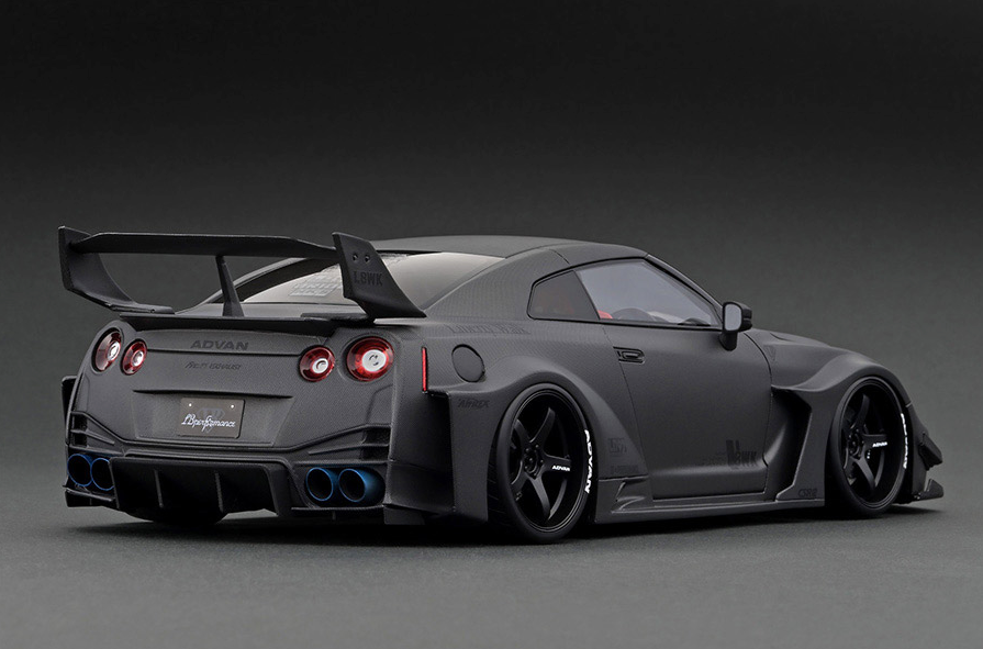 1/18 Ignition model Nissan R35 GT-RR LB-Silhoette Works GT in