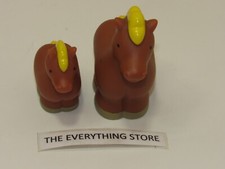 BABY CHILD S BATHTUB TOYS LARGE HORSE SMALL HORSE SOFT RUBBER BROWN YELLO USED