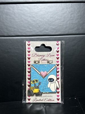 Disney Pin of the Month Wall-E And Eve Love Letter Pin LE 3000 RARE