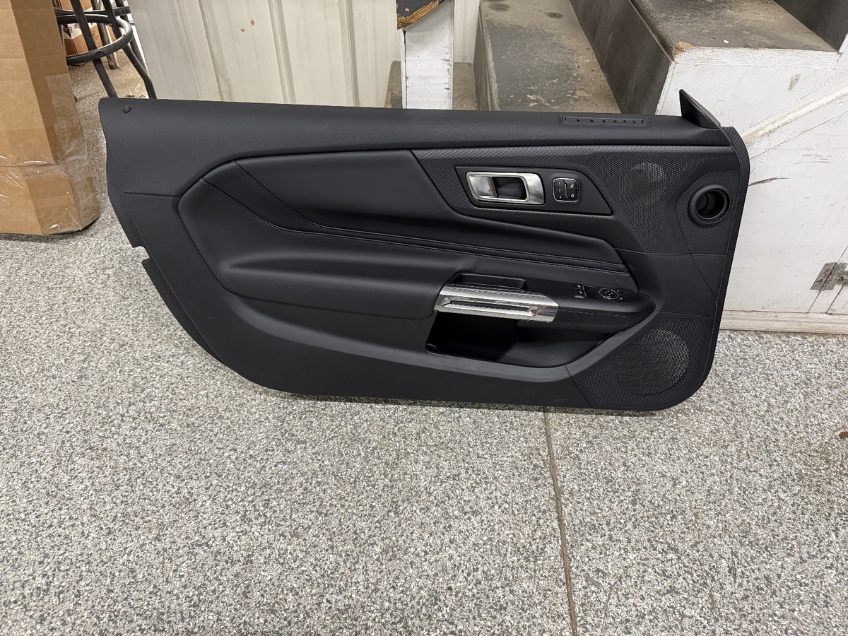 2024-2026 Ford Mustang GT LH Driver Leather Insert Door Panel Grey