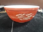 Vintage Pyrex 403 Autumn Harvest Wheat Pattern Mixing Bowl 2.5 Qt. USA