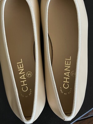 size 36EU NIB CHANEL Beige Lambskin Cap Toe Ballerina Flats w