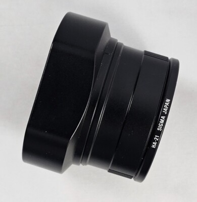 Sigma DP2 Digital Camera - Black (S/N 1004118) +hood+ SIGMA AML-1