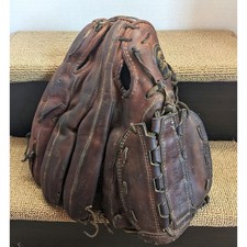 Wilson The A2002-XLC LHT Baseball Glove Mitt Dual Hinge Well Loved