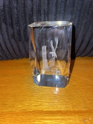 World Trade Center Twin Towers/Eagle/US Flag Laser Cut Etched Glass Paperweight