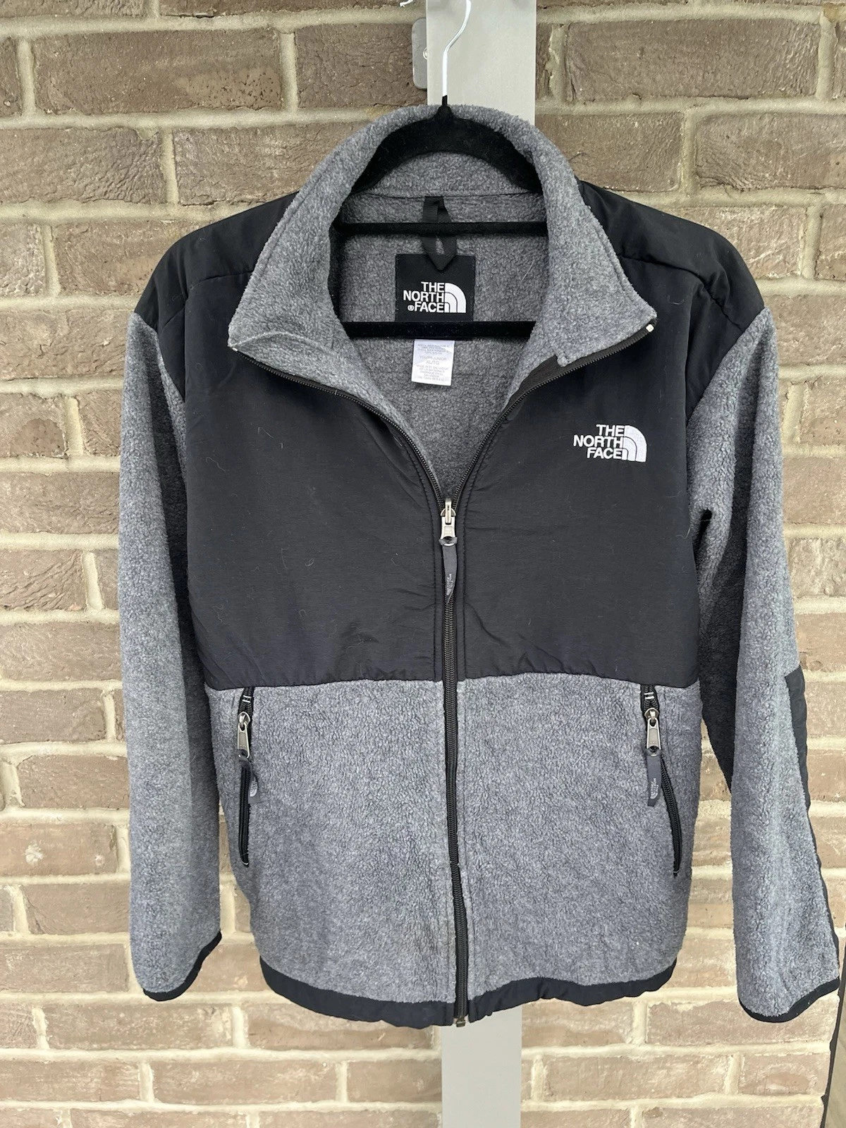 The North Face grey Denali fleece jacket kids/junior XL