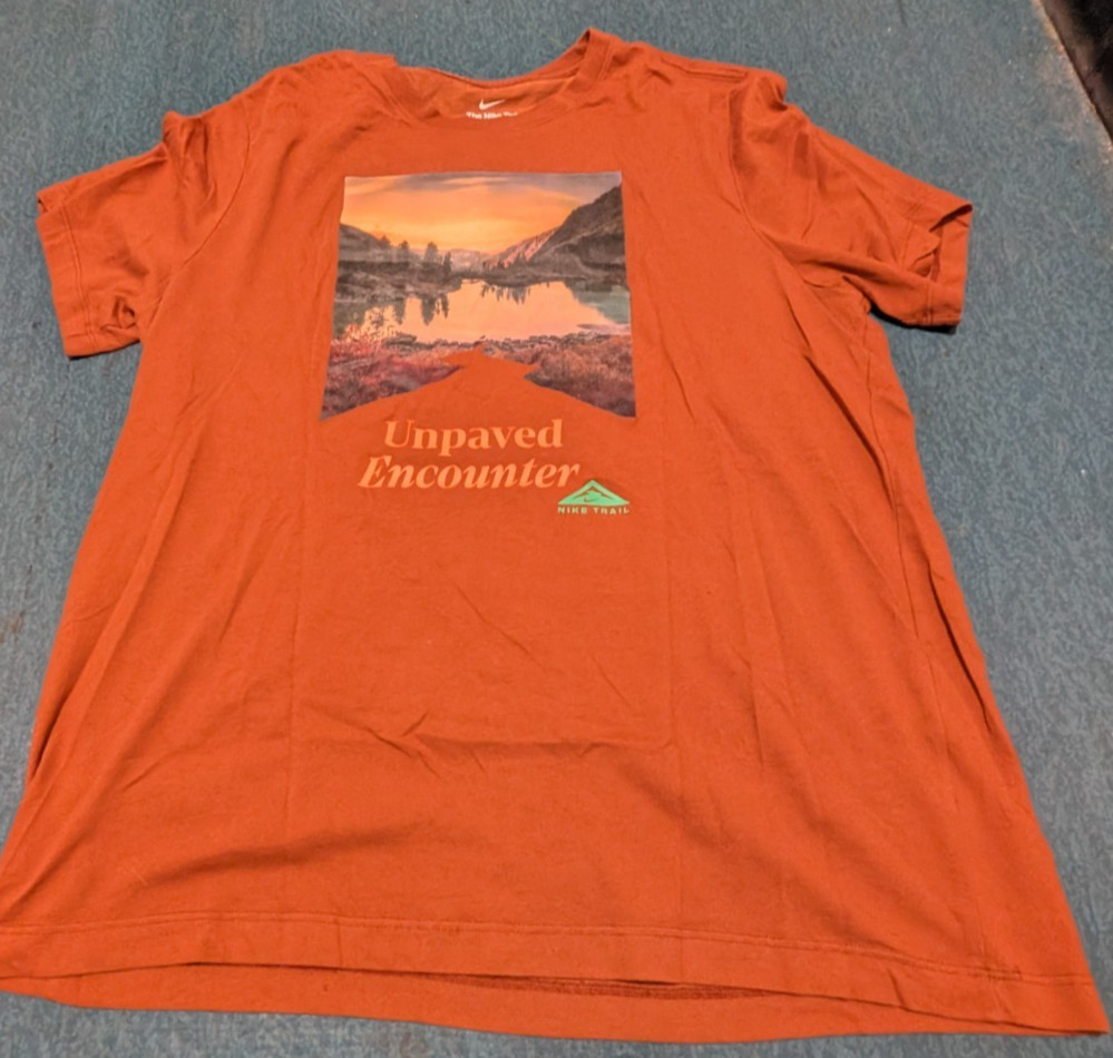 Camiseta Top Nike Trail Hombres Correr Entrenamiento Talla XL Run Club Senderismo Caminar