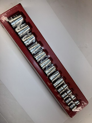 #ad Snap on Tools New 1 2 Drive SAE 6 Point Shallow Socket Set $264.99