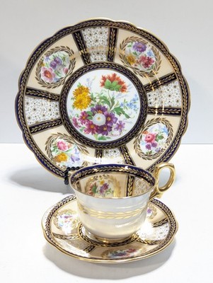 Paragon 3 Piece Queen Mary Luncheon Plate Cup Saucer Circa 1930-39 Cobalt Gold