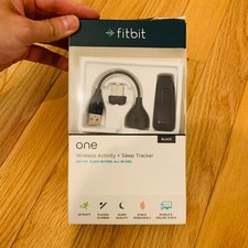 FITBIT ONE Black Wireless Activity Plus Sleep Tracker Clip  Sleep Band