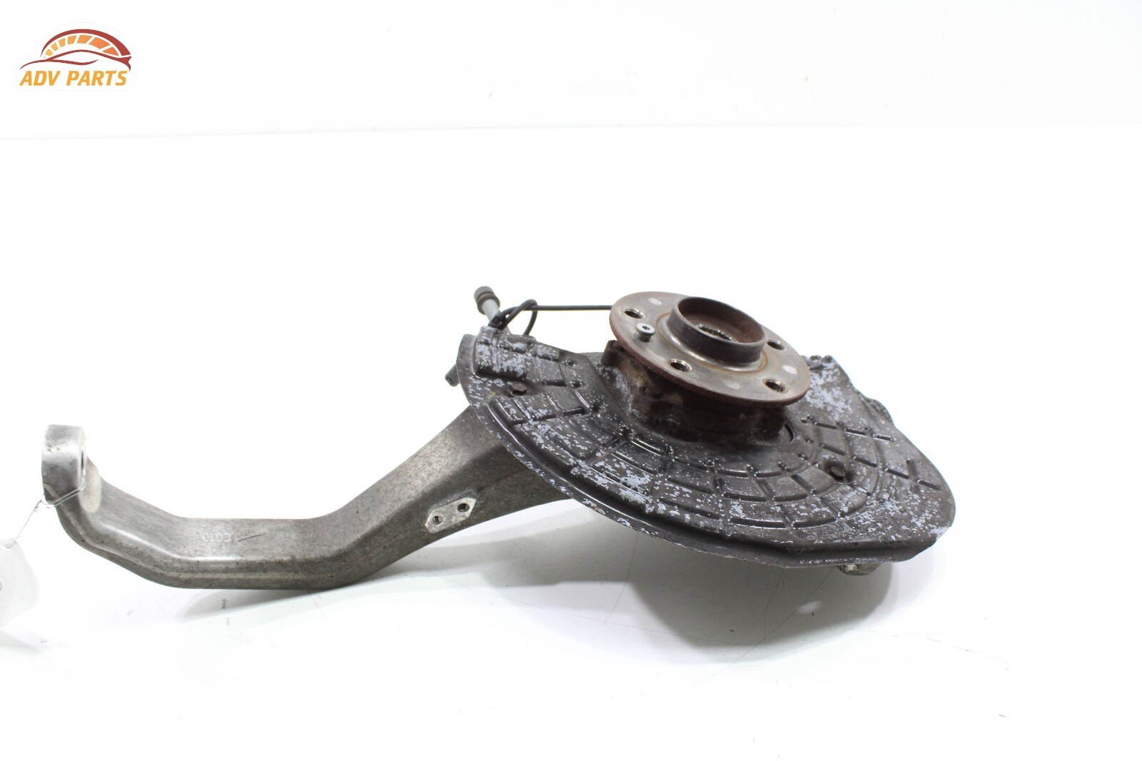 2014-2016 MASERATI GHIBLI AWD FRONT RIGHT PASSENGER SIDE SPINDLE KNUCKLE HUB OEM