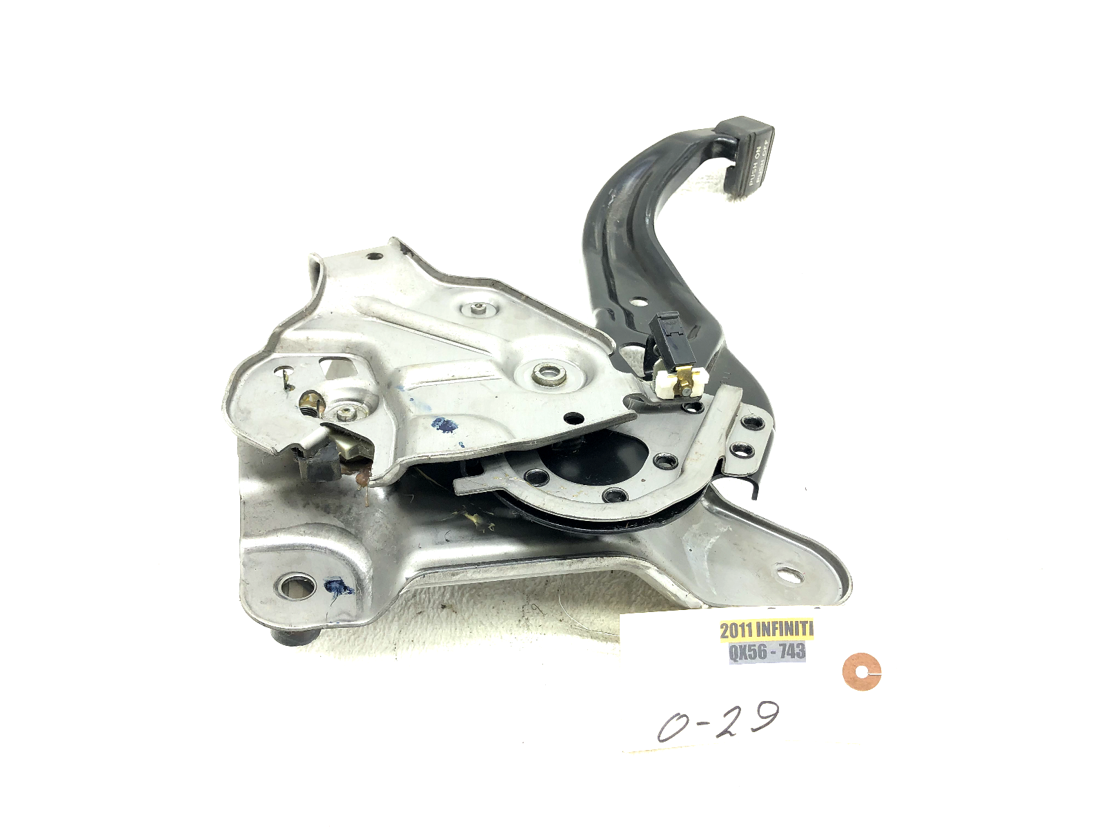 20112017 INFINITI QX56 QX80 EMERGENCY PARKING BRAKE PEDAL OEM eBay