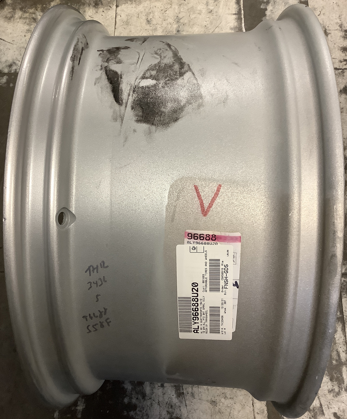 Maserati Quattroporte 2014 96688 aluminum OEM wheel rim 19 x 10 Rear Silver