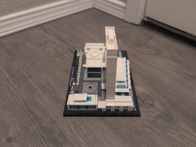 21018 LEGO Architecture United Nations Headquarters, Landmark Series, Retired