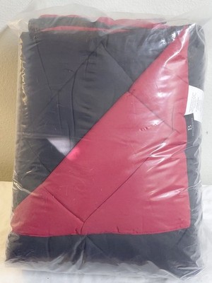 Basic Beyond Full/Queen Reversible Comforter Black Red 88x92 New