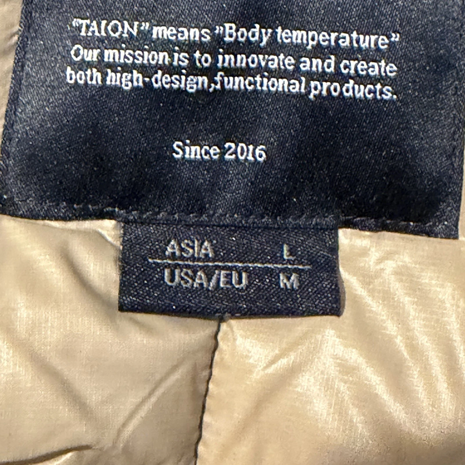 Taion Puffer Jacket Mens Medium Beige Mountain Volume Hooded Down Jacket BNWT - product detail image 17