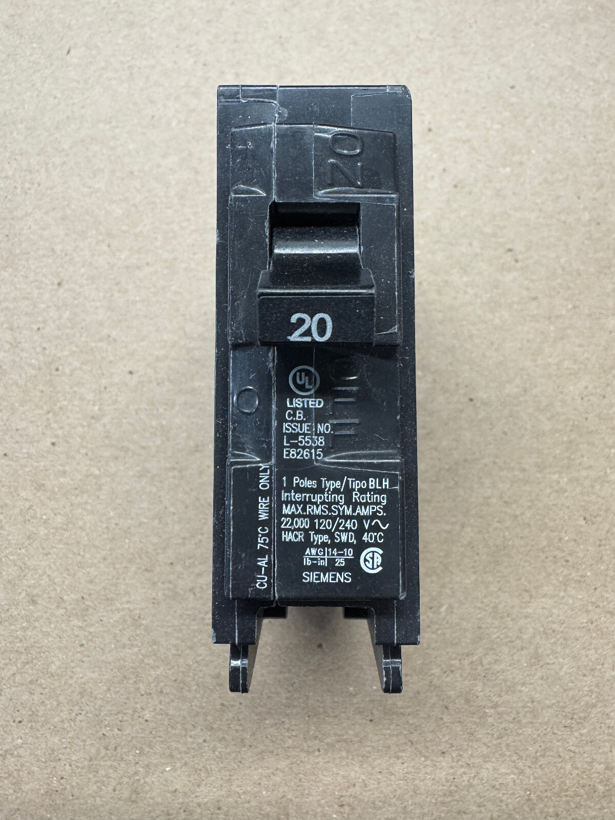 Siemens B120H Siemens 1P 20A 120/240V 22KA with Mounting Screw New Free Shipping