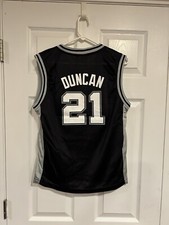 San Antonio Spurs. Tim Duncan #21 Jersey. Large YOUTH Sz 14-16 by Reebok