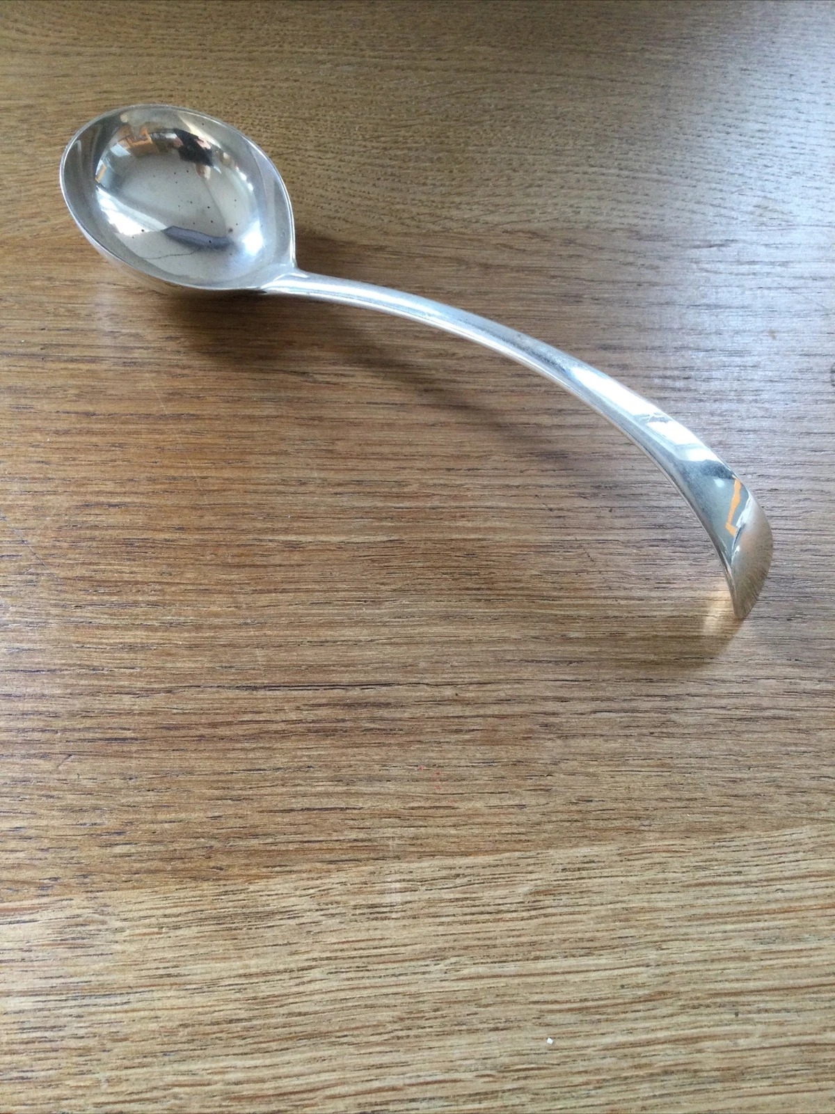ANTIQUE SOLID SILVER OLD ENGLISH PATTER SAUCE LADLE LONDON 1909