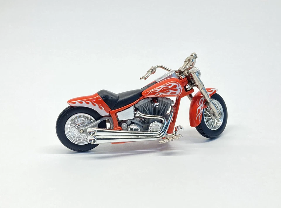 Hot Wheels Motorcycles Street Power Fat Ride 1:18 Harley-Davidson Diecast Bike - Image 4 of 4