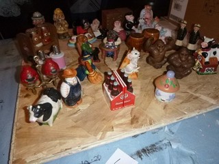 #6 Lot of 20 Vintage Salt & Pepper Shakers All Different All Have Stoppers