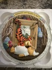 1995 Bradford Exchange Winnie The Pooh Bouncings What Tiggers Do Best Plate — photo 1