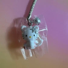 Sanrio Hello Kitty Pink Snow Leopard Netsuke Strap Plastic Vintage 2005